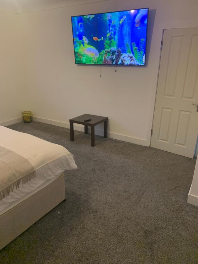 Wandsworth, South London Deluxe King Room 1 Exterior photo