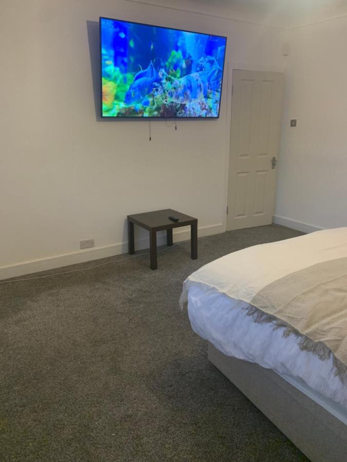 Wandsworth, South London Deluxe King Room 1 Exterior photo